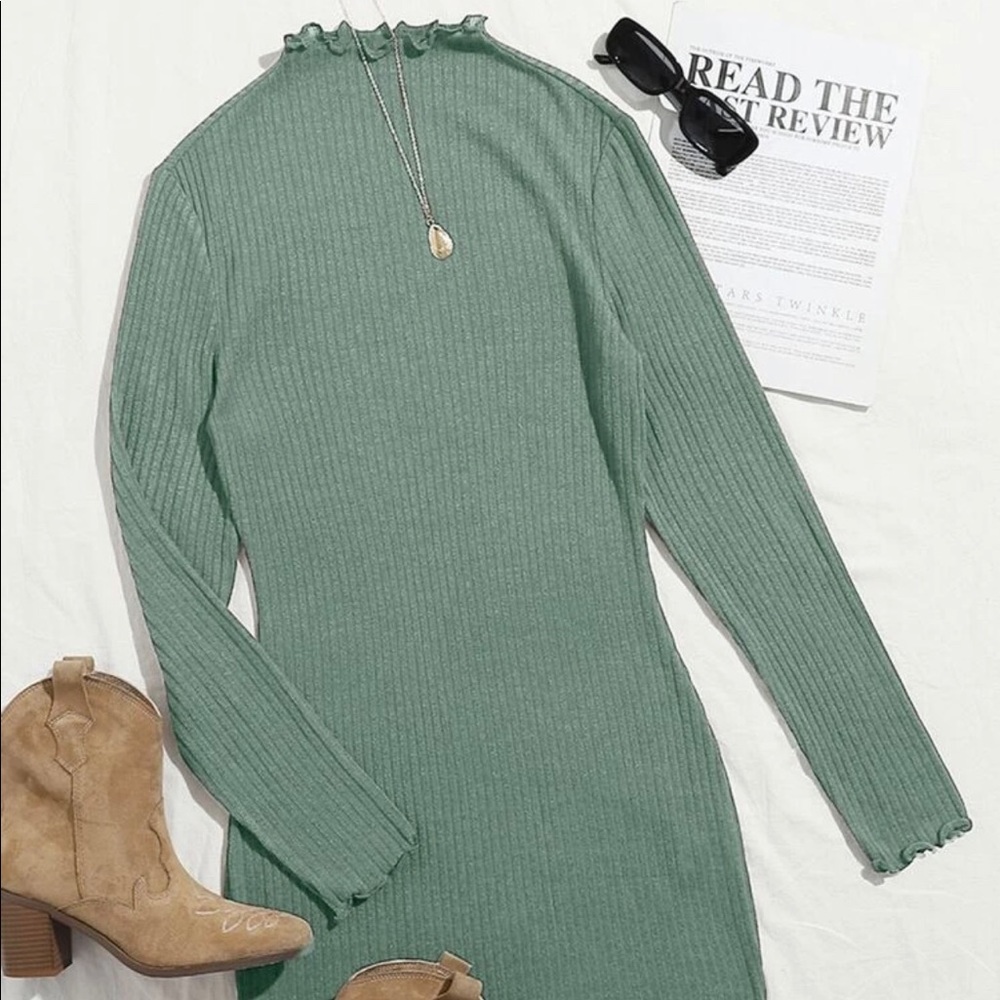 Green bodycon dress